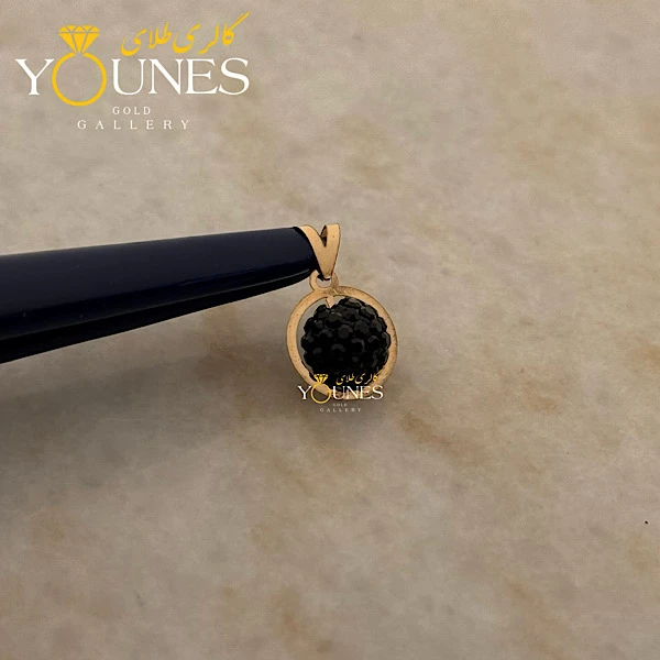 آویز سواروسکی گوی مشکی طلا